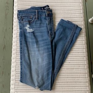 Hollister ripped high rise super skinny crop jeans